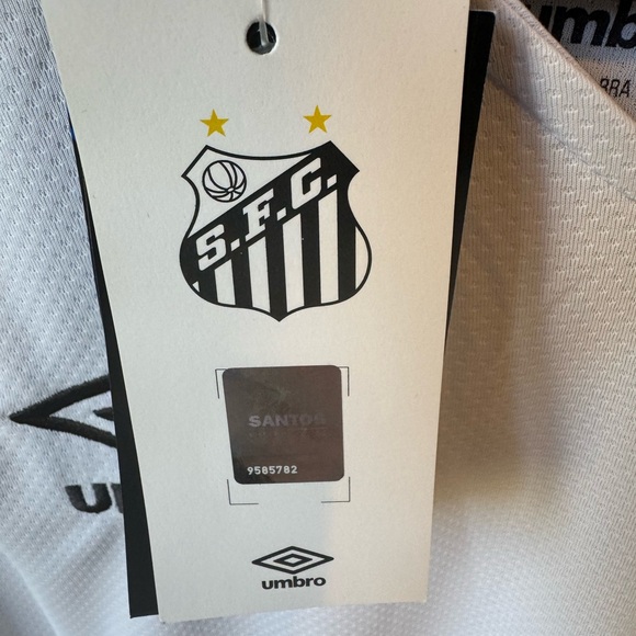 SOLD - Santos FC - Authentic Umbro Soccer Jersey New with tags (Mens XL) - Picture 2 of 3